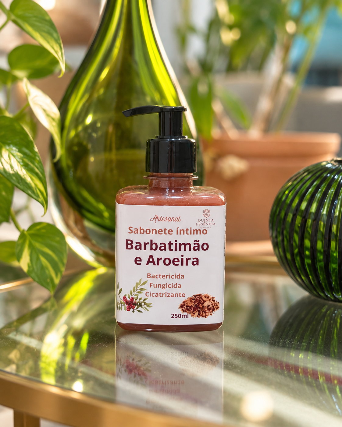 Sabonete líquido natural de Barbatimão e Aroeira, fungicida, bactericida, Cicatrizante 250ml